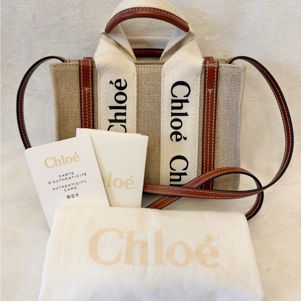 CHLOE Small Woody Handbag Calfskin Canvas Beige